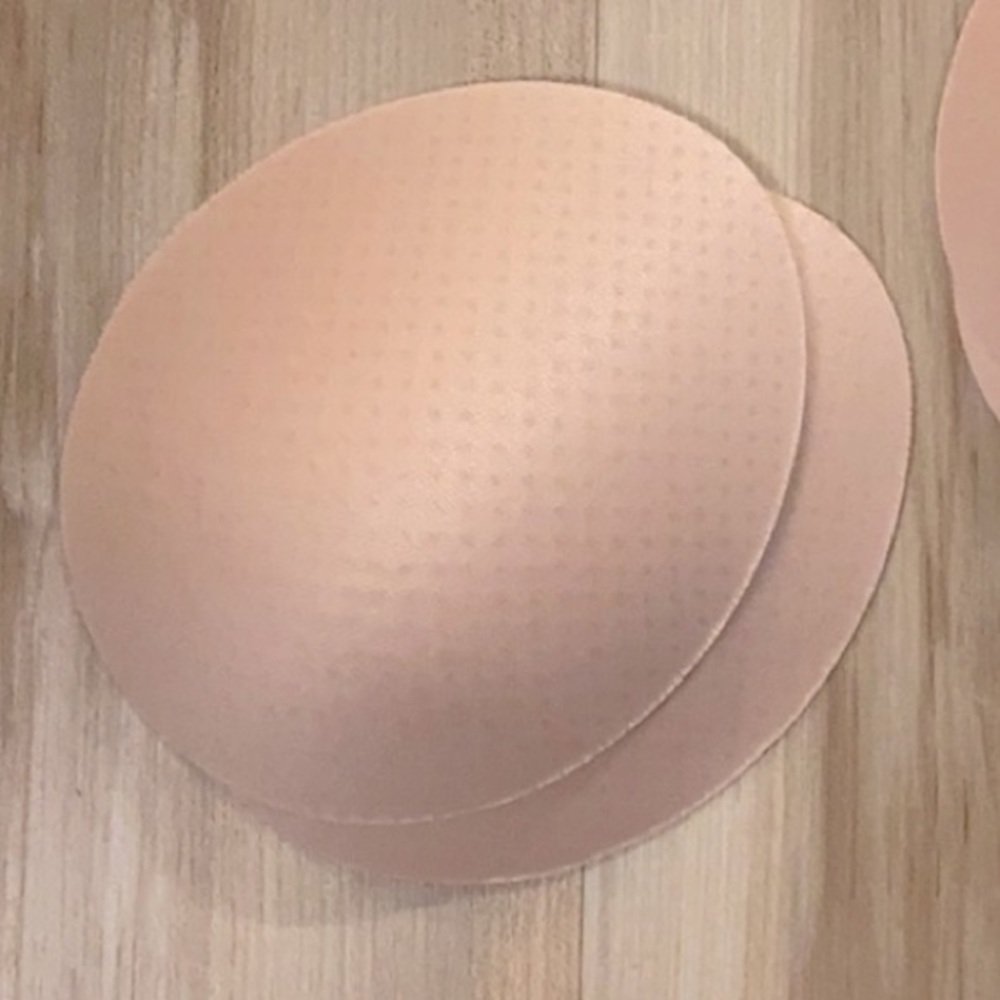 ❤️ Two Lululemon Bra Insert Pads Size 12/14 NWOT
